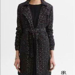 Banana Republic Monogram Lace Trench Coat Black & Beige Belted (Size M)